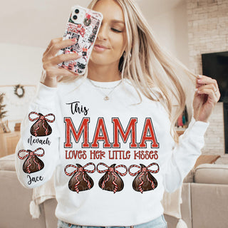 LOVES HER LITTLE KISSES